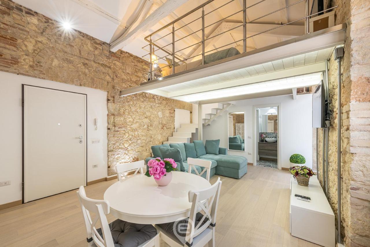 Ferienwohnung Adriana'S New Loft Cagliari Exterior foto